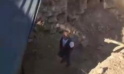 Çilek bahçesinde define aradılar