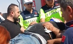 Otomobil, TIR'a arkadan çarptı: 2 yaralı