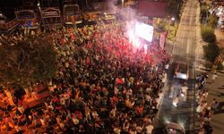 Bodrum’da meydanlar Filenin Sultanları’nın şampiyonluğuyla coştu