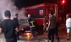 Kırmızı ışıkta beklerken alev aldı!