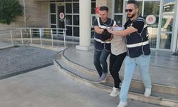 Atatürk büstünü yerinden söken şüpheli yakalandı