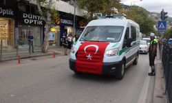 Meslektaşları sehit polisi selam vererek uğurladı