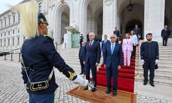 Numan Kurtulmuş Portekiz’de resmi törenle karşılandı