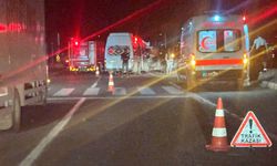 Adıyaman’da minibüs ile otomobil çarpıştı: 15 yaralı