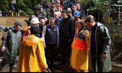 Sel ve su baskınlarıyla mücadelede 60 bin personel görevde