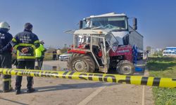 Askeri malzeme taşıyan tır ile traktör çarpıştı