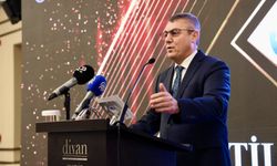 Vali Toros, İhracatın Yıldızları Ödül Töreni’ne katıldı