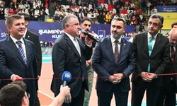 Bakan Bak, Yeni Spor Kompleksi'nin açılışını gerçekleştirdi