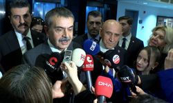 Bakan Tekin'den Kılıçdaroğlu'na nikah davetiyesi