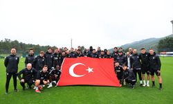 Beşiktaşlı futbolcular Cumhuriyet Bayramı’nı kutladı