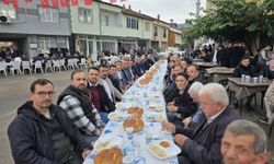 Tavuklu pilav yiyen yaklaşık 100 kişi hastanelik oldu
