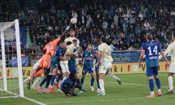 Fenerbahçe, Çaykur Rizespor deplasmanında 0-3 galip geldi