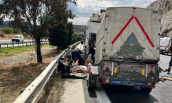 Damlama’da tarım işçilerini taşıyan minibüs ile tırlar çarpıştı