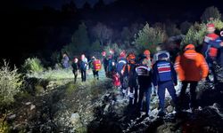 Kaybolan İHH grubunda 1 kişi öldü, 13 kişi mahsur kaldı