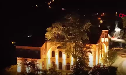 Kemaliye’de tarihi sokaklar ve Recep Yazıcıoğlu Köprüsü aydınlatıldı