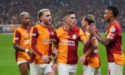 Galatasaray derbide ilk yarıyı 2-0 önde kapattı