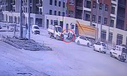 Hafriyat kamyonuyla çarpışan motosikletli öldü