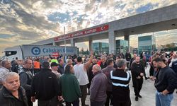 Hamzabeyli Sınır Kapısı’nda TIR sürücülerinden eylem