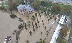 Kağıthane’de, Hasbahçe ve tarihi Sadabad Camii su altında kaldı