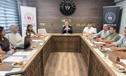 Mersin’de gençlik, spor ve yurt yatırımları masaya yatırıldı