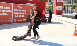 Mersin İtfaiyesi’nde yeni itfaiyeci adaylarının zorlu sınavı