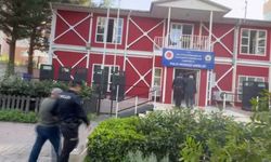 Çöken binanın mimarı ve şantiye şefi tutuklandı