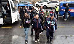 Fuhuş operasyonunda 28 şüpheli yakalandı