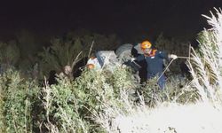 Antalya’da otomobil uçuruma yuvarlandı: 1 ölü, 1 yaralı