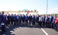 Çeşmeli–Kızkalesi Otoyolu düzenlenen törenle trafiğe açıldı