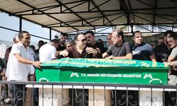 Atilla Taş’ın kızı Sezen Taş son yolculuğuna uğurlandı