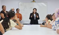 Annelere, erteleme döngüsünü kırmanın tüyoları anlatıldı