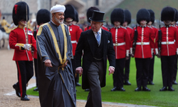 Umman Sultanı, Windsor Kalesi’nde karşılandı