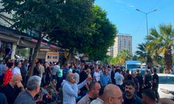 Mersin’de başkanlar için adliye önünde yoğun kalabalık