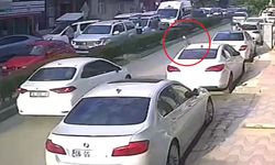 Çocuk yola çıktı zincirleme kazaya neden oldu