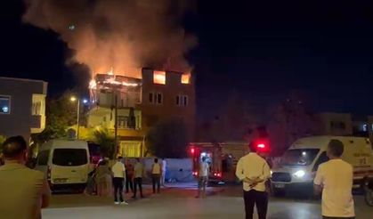 3 katlı evde yangın paniği!