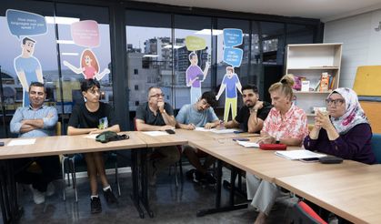 Mersin’de Her Yaştan Vatandaş Almanca Konuşma Kulübüne İlgi Gösteriyor
