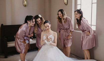 Çocukluk Aşkı İle Evlenen Oyuncu Ezgi Şenler Düğün Hazırlık Pozlarını İlk Kez Paylaştı!