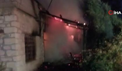 Mut’ta Müstakil Ev Alev Alev Yandı