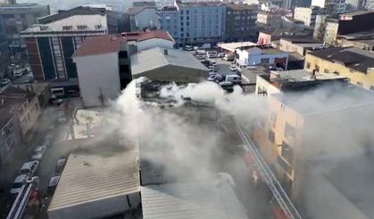 Alevler Binayı Sardı: Camı Kırıp 5. Kattan Aşağı Atladı