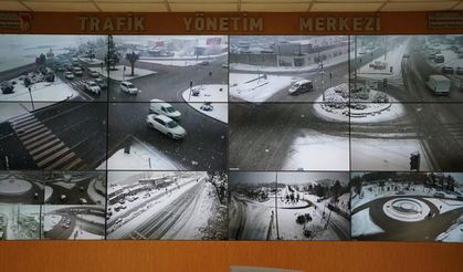 Buzlanmaya Karşı Yollar 264 Tane Kamerayla Takip Ediliyor