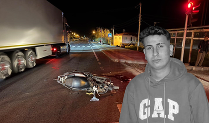 Motosiklet ile kamyonet çarpıştı: 19 yaşındaki sürücü hayatını kaybetti