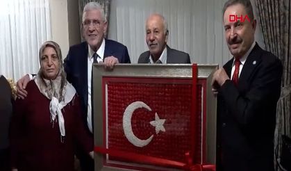 Müsavat Dervişoğlu, şehit Uzman Çavuş Dolapci'nin ailesiyle iftar yaptı