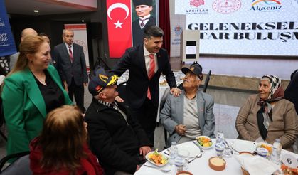 Şehit aileleri ve gaziler iftarda bir araya geldi