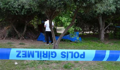Antalya'da bir kişi ağaçlık alanda ölü bulundu