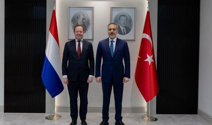 Bakan Fidan, Hollandalı mevkidaşı Van Weel ile görüştü