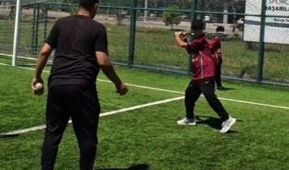 Okul Sporları Beyzbol Türkiye Birinciliği Mersin’de tamamlandı