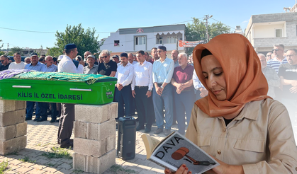 Kilis'te boşanma aşamasındaki eşi tarafından vurulan kadın son yolculuğuna uğurlandı