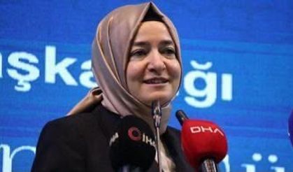 Betül Sayan Kaya görevlerinden affını istedi
