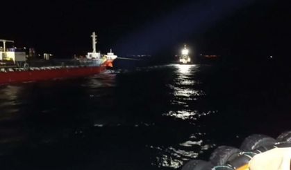 Arızalanan tanker yedeklenerek güvenli alana çekildi