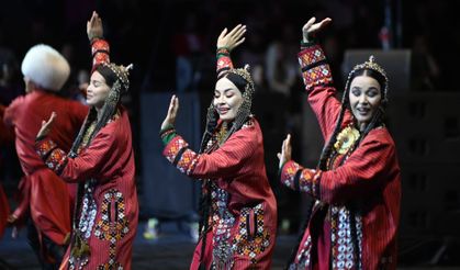 400 sanatçısı Cumhuriyet’in 103’üncü yılı için sahne aldı